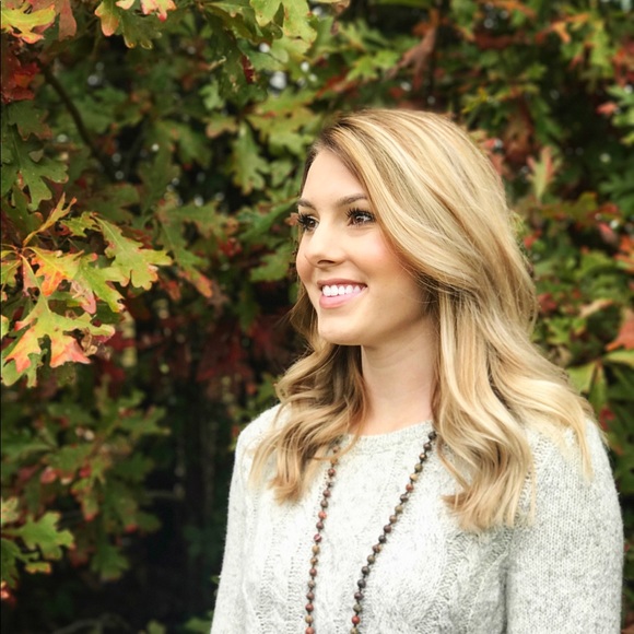 Meet your Posher, Kelley - Picture 2 of 2